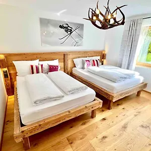 Alpflower Apartment